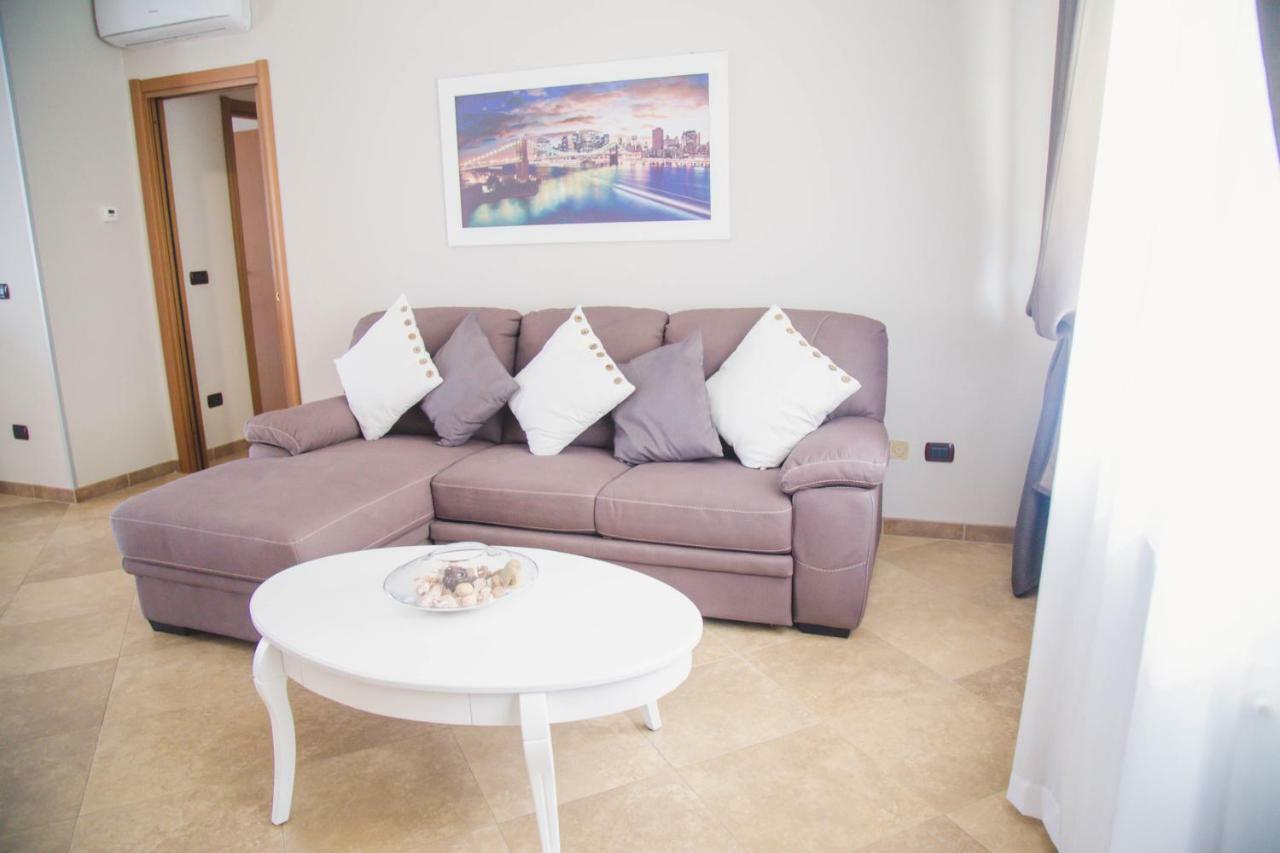 Evenal Apartment Monopoli Bagian luar foto