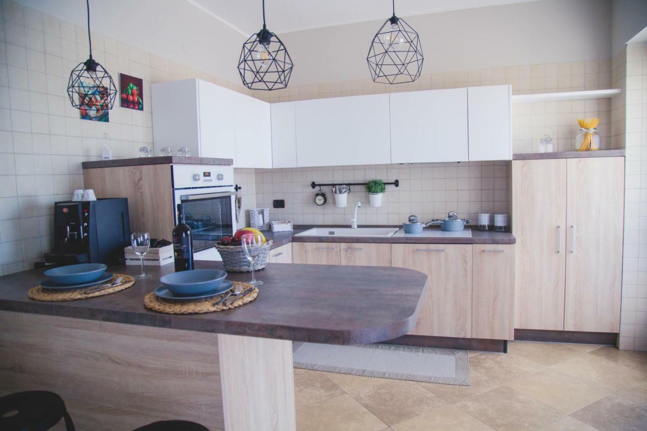 Evenal Apartment Monopoli Bagian luar foto